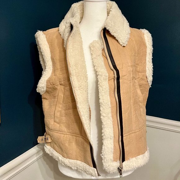 Women's Cream and Tan Shearling Vest - Picture 4 of 8
